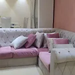 Apartment Near Downtown And Airport