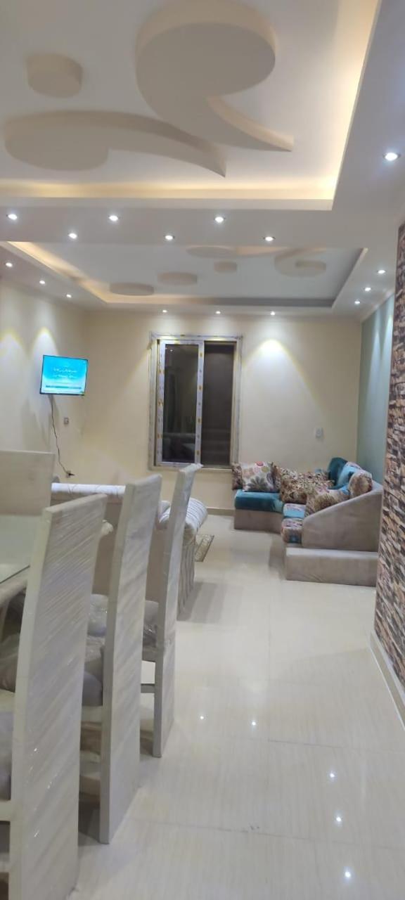 Near Downtown And Airport Apartment Cairo